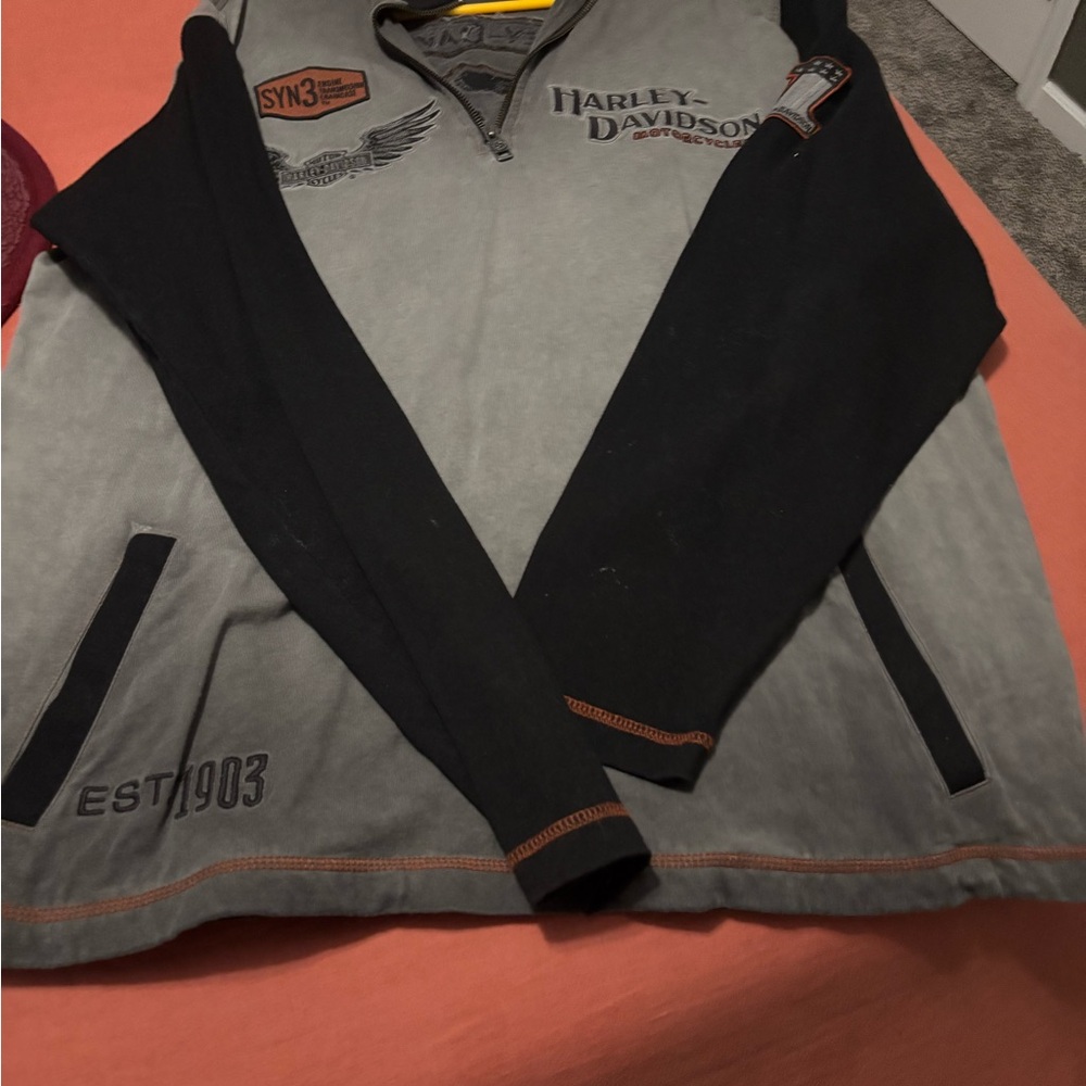 Harley-Davidson Men's Black and Gray Zip-Up Sweater